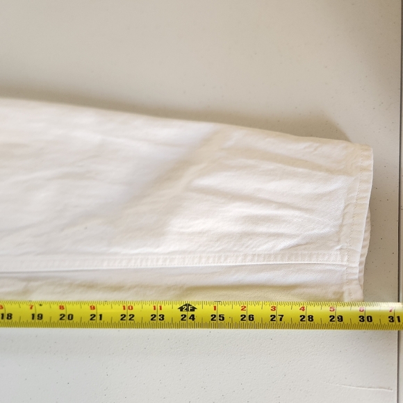 Aritzia Denim Forum The Boyfriend High Rise Loose Jeans White Button Fly size 24 - Picture 12 of 14